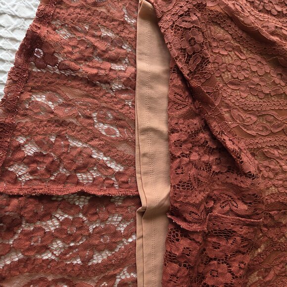 Lovestitch Lace summer dress adustable spagetti straps Feminine Size M/L - Picture 6 of 7